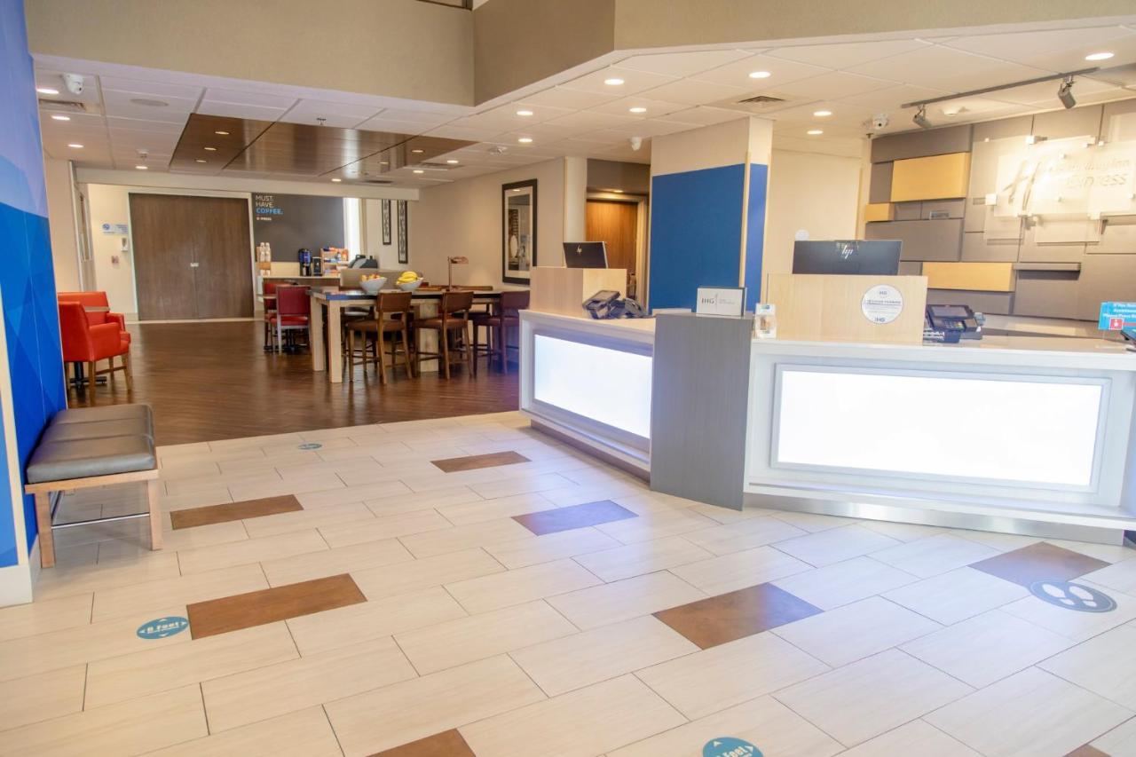 Holiday Inn Express Marshfield - Springfield Area By Ihg Luaran gambar